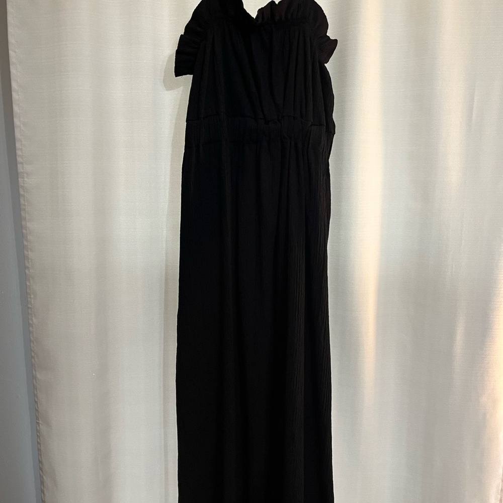 Elegant Black Maxi Dress
